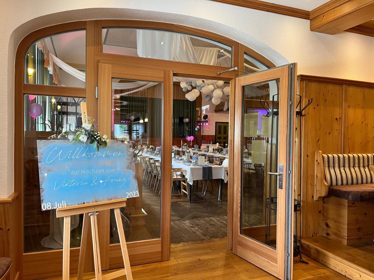 Gasthof Drei Schwanen Langenwetzendorf エクステリア 写真